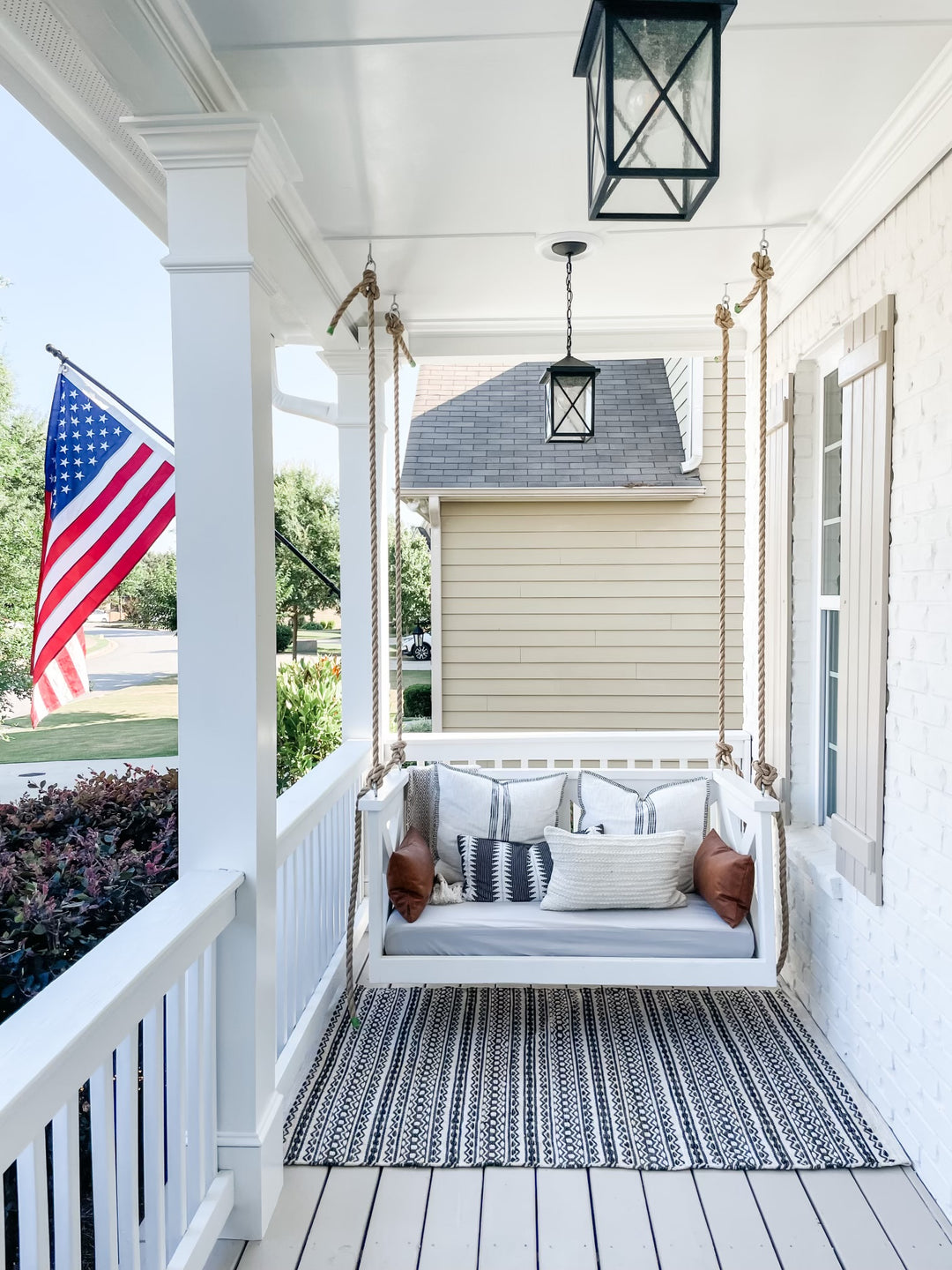 Outdoor Porch Swing