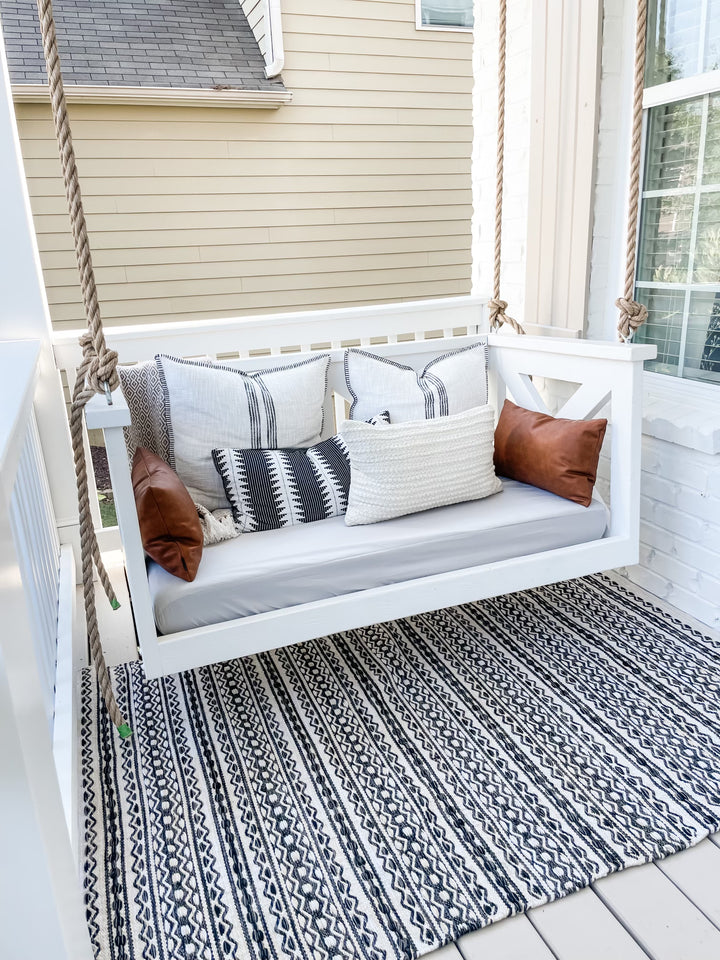 Traditional Farmhouse Porch Swing
