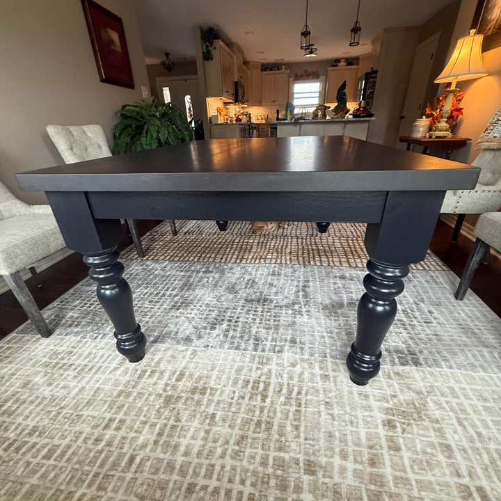 Rustic Oak Top Stained in Ebony/Matte Poly - Tricorn Black Painted Base